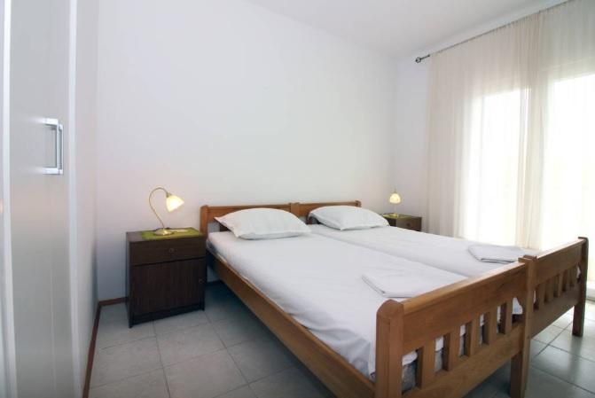 Waterfront Apartments Тисно Екстериор снимка