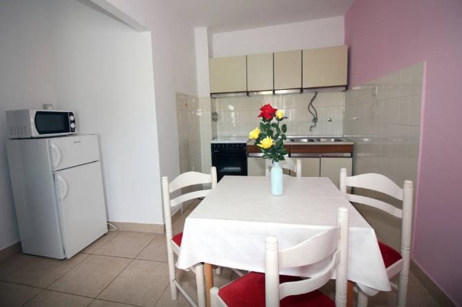 Waterfront Apartments Тисно Екстериор снимка